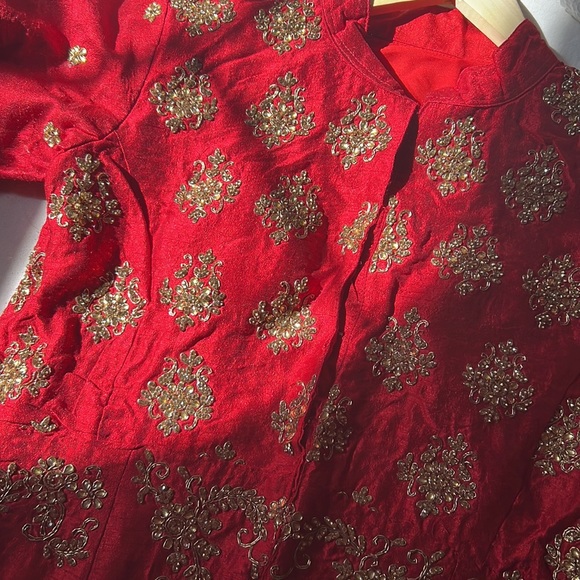 Beautiful red embroidered silk jacket with kundan work anarkali Bridal dress - Picture 11 of 14